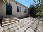 Satılır 4 otaqlı 120 m2 həyət evi Saray