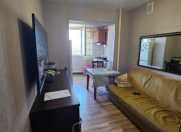 Satılır 3 otaqlı 75 m2 köhnə tikili Elmlər Akademiyası m.