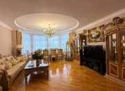 Satılır 4 otaqlı 180 m2 yeni tikili Nərimanov r.