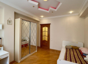 Satılır 4 otaqlı 155 m2 yeni tikili Nəsimi m.