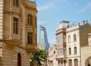 Satılır 2 otaqlı 45 m2 köhnə tikili Axundov bağı