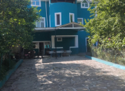 İcarəyə verilir 5 otaqlı 200 m2 villa Qax