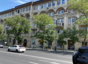 Satılır 3 otaqlı 100 m2 köhnə tikili Dostluq kinoteatrı