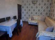 Satılır 2 otaqlı 65 m2 köhnə tikili 8 km