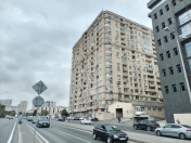 Satılır 2 otaqlı 90 m2 yeni tikili 8 Noyabr m.