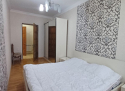 İcarəyə verilir 2 otaqlı 60 m2 köhnə tikili 20 yanvar m.