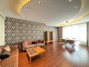 İcarəyə verilir 3 otaqlı 100 m2 yeni tikili 28 May m.