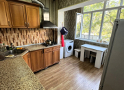 Satılır 2 otaqlı 63 m2 köhnə tikili Heydər Əliyev Mərkəzi