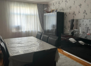 Satılır 4 otaqlı 90 m2 köhnə tikili Həzi Aslanov m.