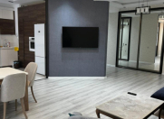 İcarəyə verilir 4 otaqlı 145 m2 yeni tikili Ağ şəhər