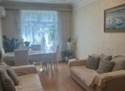 Satılır 4 otaqlı 95 m2 köhnə tikili Xalqlar Dostluğu m.