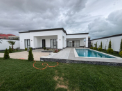 Satılır 4 otaqlı 200 m2 həyət evi Şüvəlan