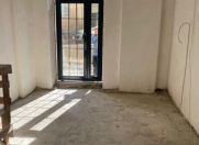 Satılır 3 otaqlı 80 m2 obyekt 6-cı parallel