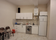 İcarəyə verilir 4 otaqlı 120 m2 həyət evi İnşaatçılar m.