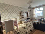 İcarəyə verilir 2 otaqlı 60 m2 köhnə tikili Qaraçuxur