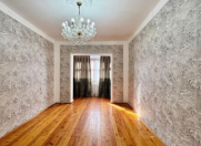 Satılır 2 otaqlı 65 m2 köhnə tikili 6 mkr