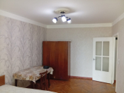 Satılır 1 otaqlı 35 m2 köhnə tikili İnşaatçılar m.