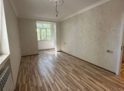 Satılır 2 otaqlı 45 m2 köhnə tikili İnşaatçılar m.