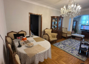 Satılır 3 otaqlı 84 m2 köhnə tikili Gənclik m.