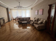 Satılır 3 otaqlı 147 m2 yeni tikili Nizami m.