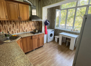 Satılır 2 otaqlı 65 m2 köhnə tikili Gənclik Mall