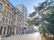 Satılır 2 otaqlı 50 m2 yeni tikili Gənclik m.