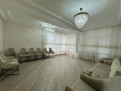 İcarəyə verilir 3 otaqlı 145 m2 yeni tikili 28 May m.