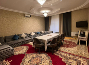 Satılır 6 otaqlı 290 m2 həyət evi Yeni Yasamal