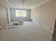 Satılır 3 otaqlı 135 m2 yeni tikili Memar Əcəmi m.