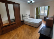 İcarəyə verilir 3 otaqlı 90 m2 köhnə tikili Hyatt Regency