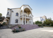 İcarəyə verilir 8 otaqlı 368 m2 villa Badamdar