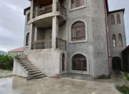 Satılır 8 otaqlı 420 m2 villa Masazır