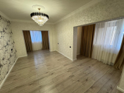 Satılır 3 otaqlı 90 m2 köhnə tikili Gənclik m.