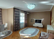 Satılır 3 otaqlı 186 m2 yeni tikili 28 May m.