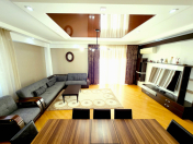 Satılır 3 otaqlı 130 m2 yeni tikili Milli Konservatoriya