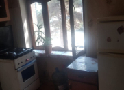 İcarəyə verilir 1 otaqlı 35 m2 köhnə tikili 8 km