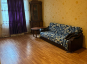 Satılır 2 otaqlı 70 m2 köhnə tikili Əhmədli m.