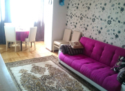 Satılır 2 otaqlı 45 m2 köhnə tikili Azərbaycan Dillər Universiteti