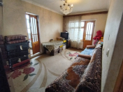 Satılır 2 otaqlı 45 m2 köhnə tikili 9 mkr