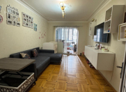 Satılır 3 otaqlı 70 m2 köhnə tikili Dövlət Statistika Komitəsi