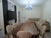 Satılır 3 otaqlı 92 m2 köhnə tikili 8 mkr