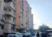 Satılır 3 otaqlı 75 m2 köhnə tikili Qaraçuxur