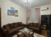 Satılır 2 otaqlı 55 m2 köhnə tikili 28 May m.