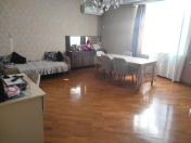 Satılır 2 otaqlı 70 m2 yeni tikili Əhmədli m.