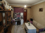 Satılır 1 otaqlı 40 m2 köhnə tikili Elmlər Akademiyası m.