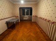 Satılır 3 otaqlı 81 m2 köhnə tikili 8 mkr