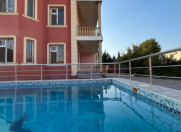 Satılır 7 otaqlı 330 m2 bağ evi Novxanı
