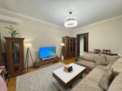 İcarəyə verilir 2 otaqlı 60 m2 köhnə tikili Şah İsmayıl Xətai m.