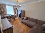 Satılır 3 otaqlı 85 m2 köhnə tikili İnşaatçılar m.