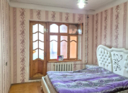 Satılır 3 otaqlı 90 m2 köhnə tikili Əhmədli m.